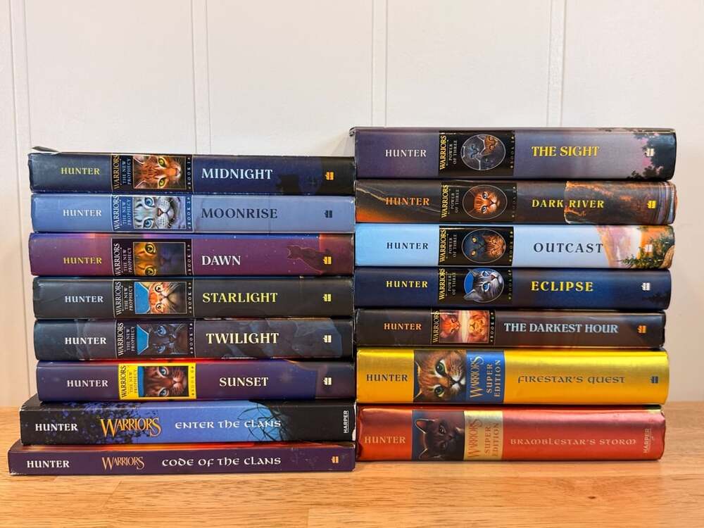Warriors Hardcover Book Lot of 16 by Erin Hunter The New Prophecy ++